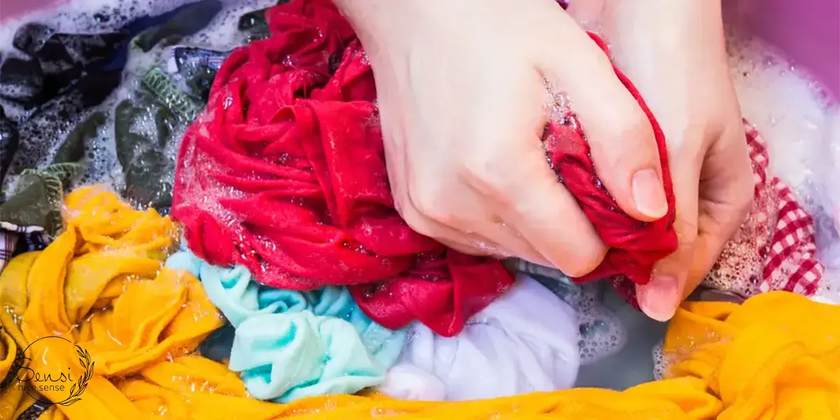 شستشوی دستی لباس نخی