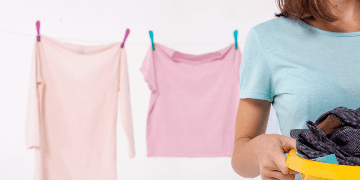 چگونه از رنگ گرفتگی لباس جلوگیری کنیم 