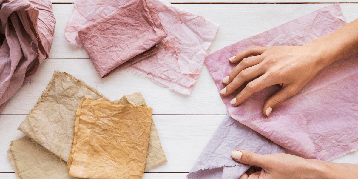 رنگ کردن لباس 