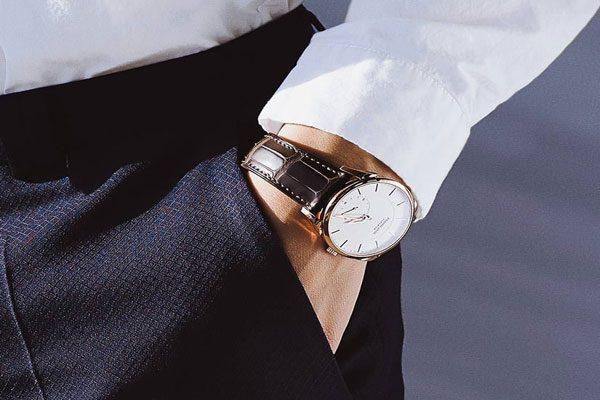 نحوه ست کردن ساعت با لباس