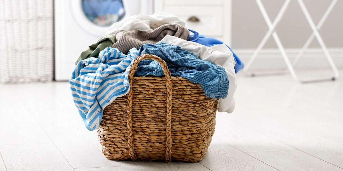 چگونه لباس ها را ضدعفونی کنیم؟ + معرفی 5 روش موثر