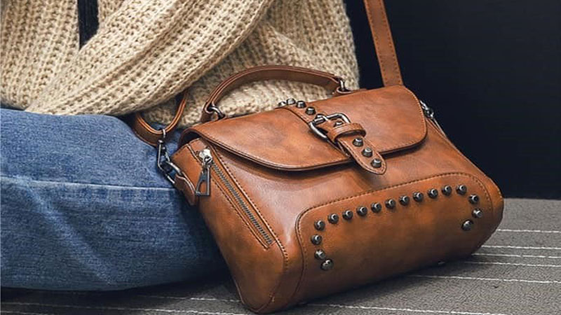 کیف چرم طبیعی با چرم مصنوعی چه تفاوتی دارند؟