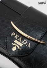 کیف چرم پاسپورتی prada