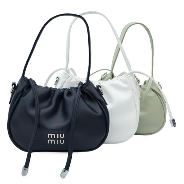 کیف چرم miu-miu دهنه چین دار