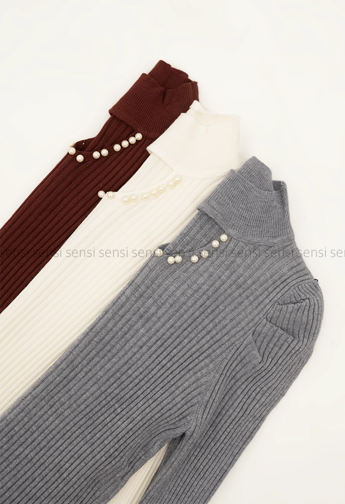 بلوز بافت یقه مرواریدی کد1004712 (2) بلوز بافت یقه مرواریدی کد1004712