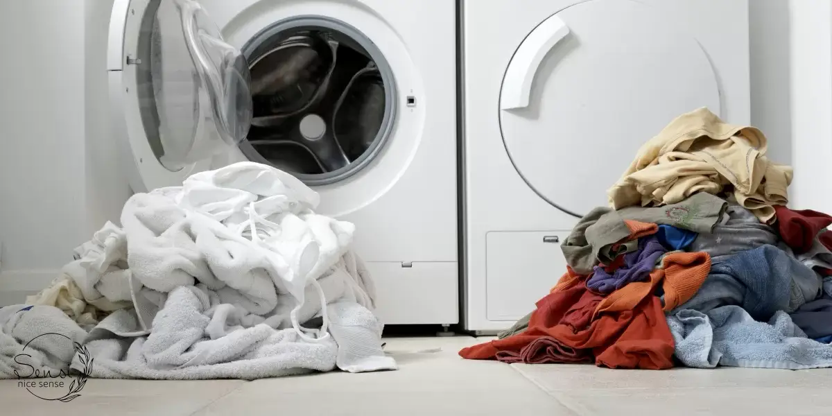 جداسازی لباس‌ها بر اساس رنگ و جنس